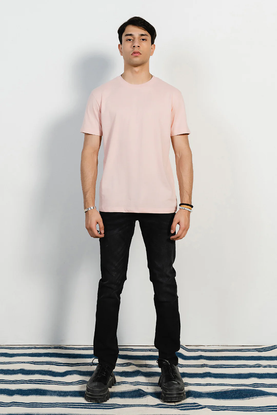 Basic T-Shirt - Regular - Image 20