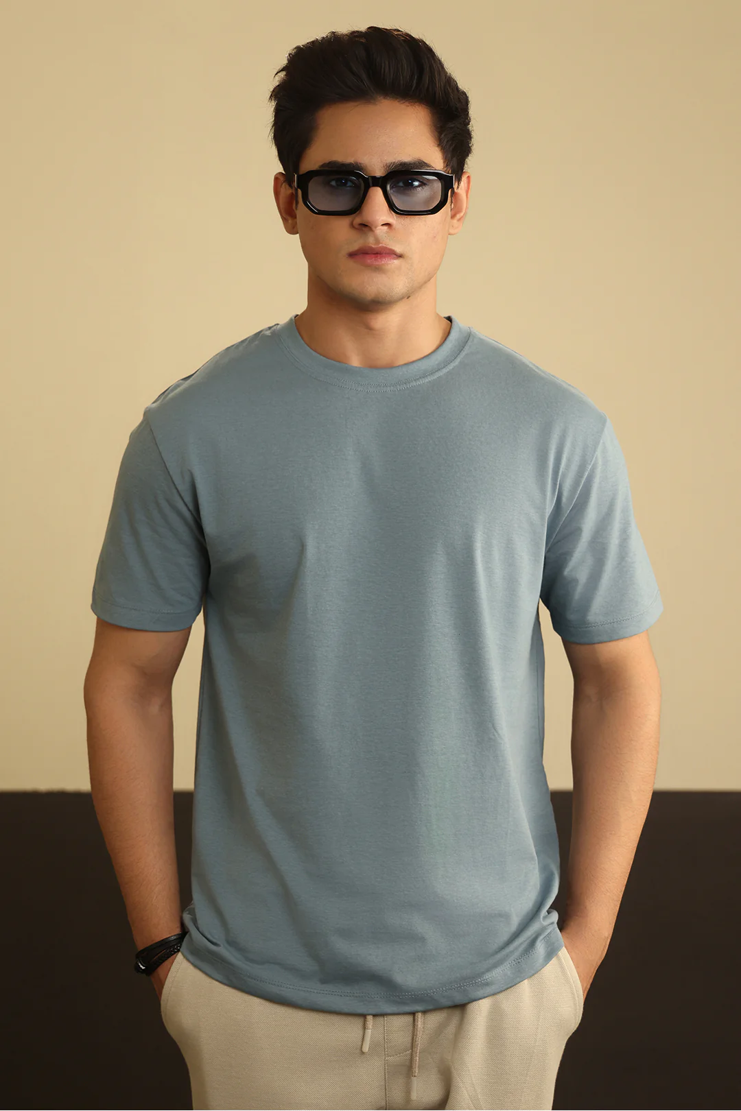 Basic T-Shirt - Regular - Image 13