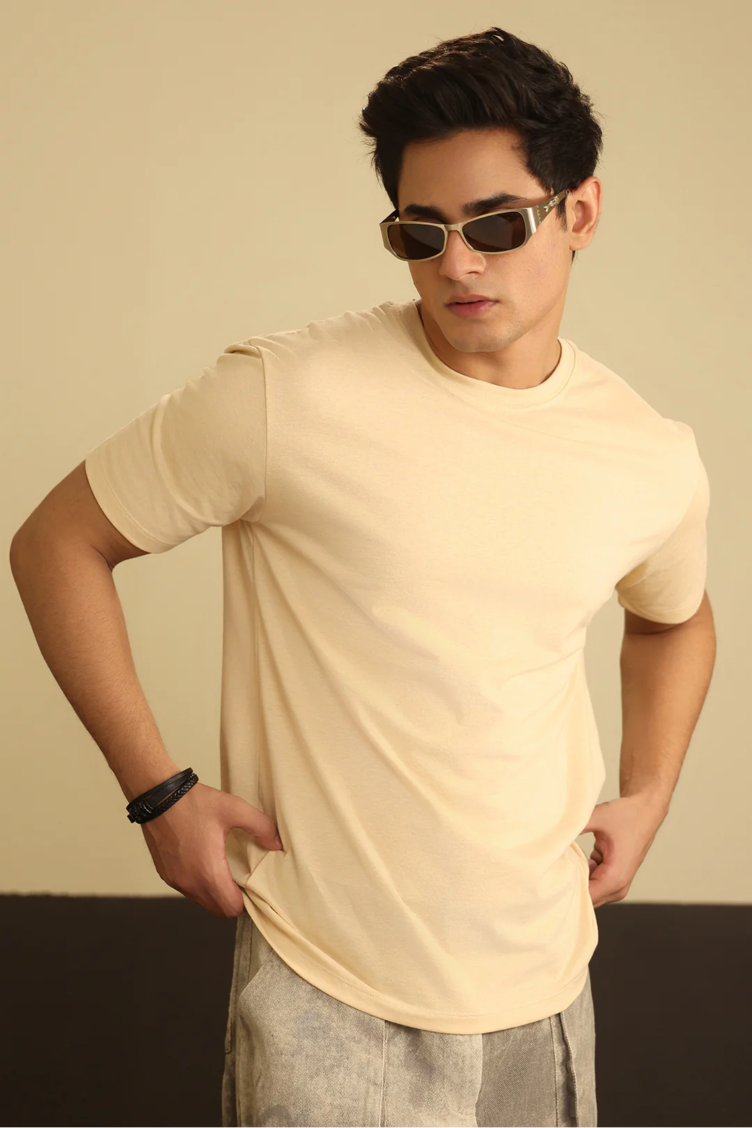 Basic T-Shirt - Regular - Image 18