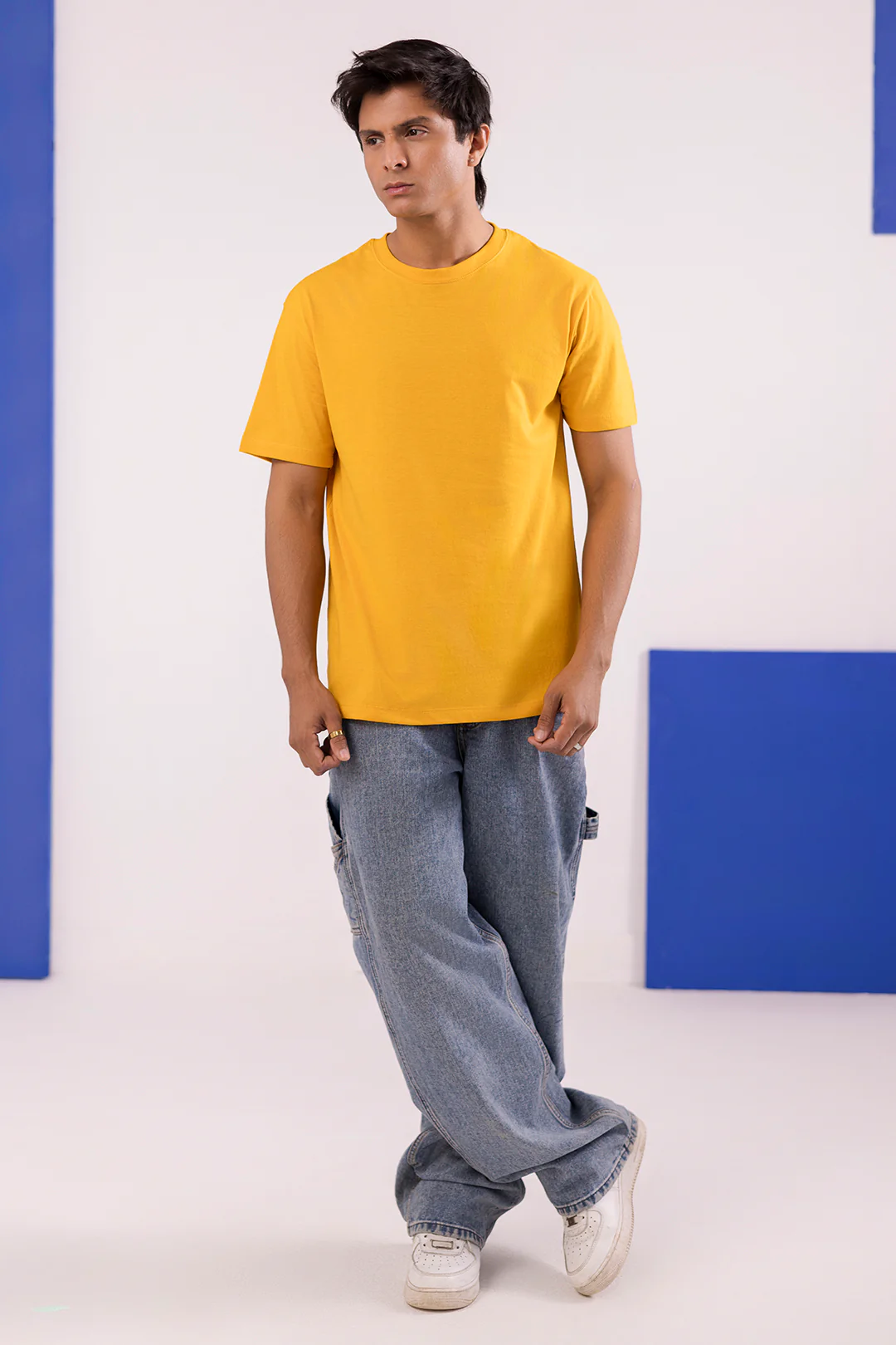 Basic T-Shirt - Regular - Image 38