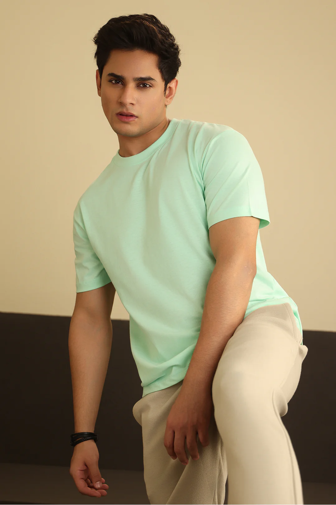 Basic T-Shirt - Regular - Image 7