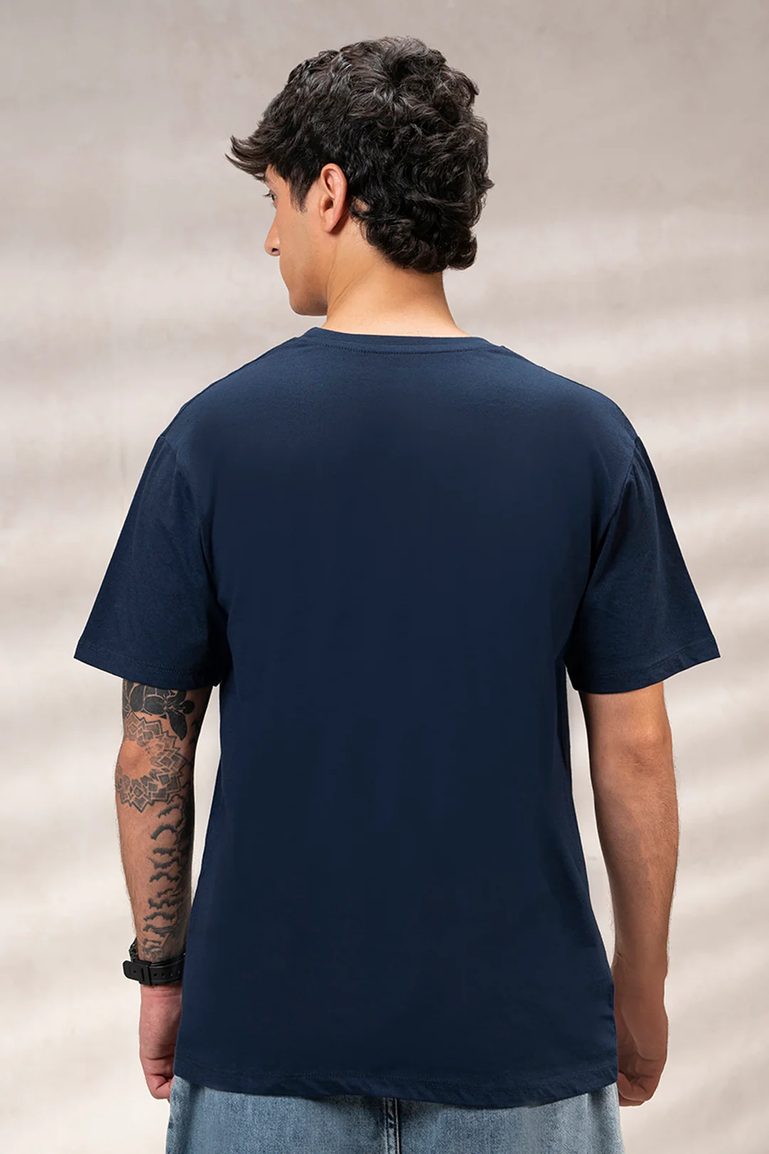 Basic T-Shirt - Regular - Image 25