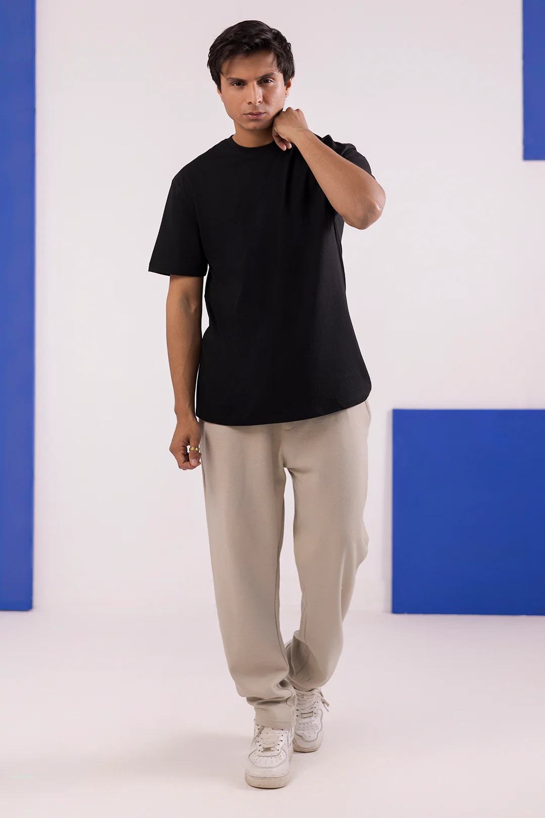 Basic T-Shirt - Regular - Image 6