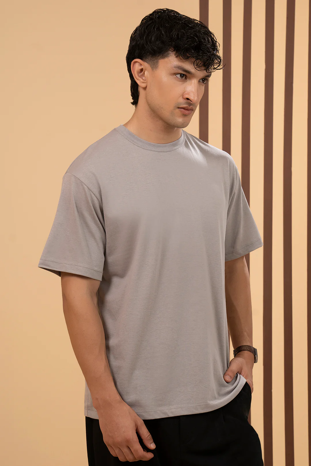 Basic T-Shirt - Regular - Image 76