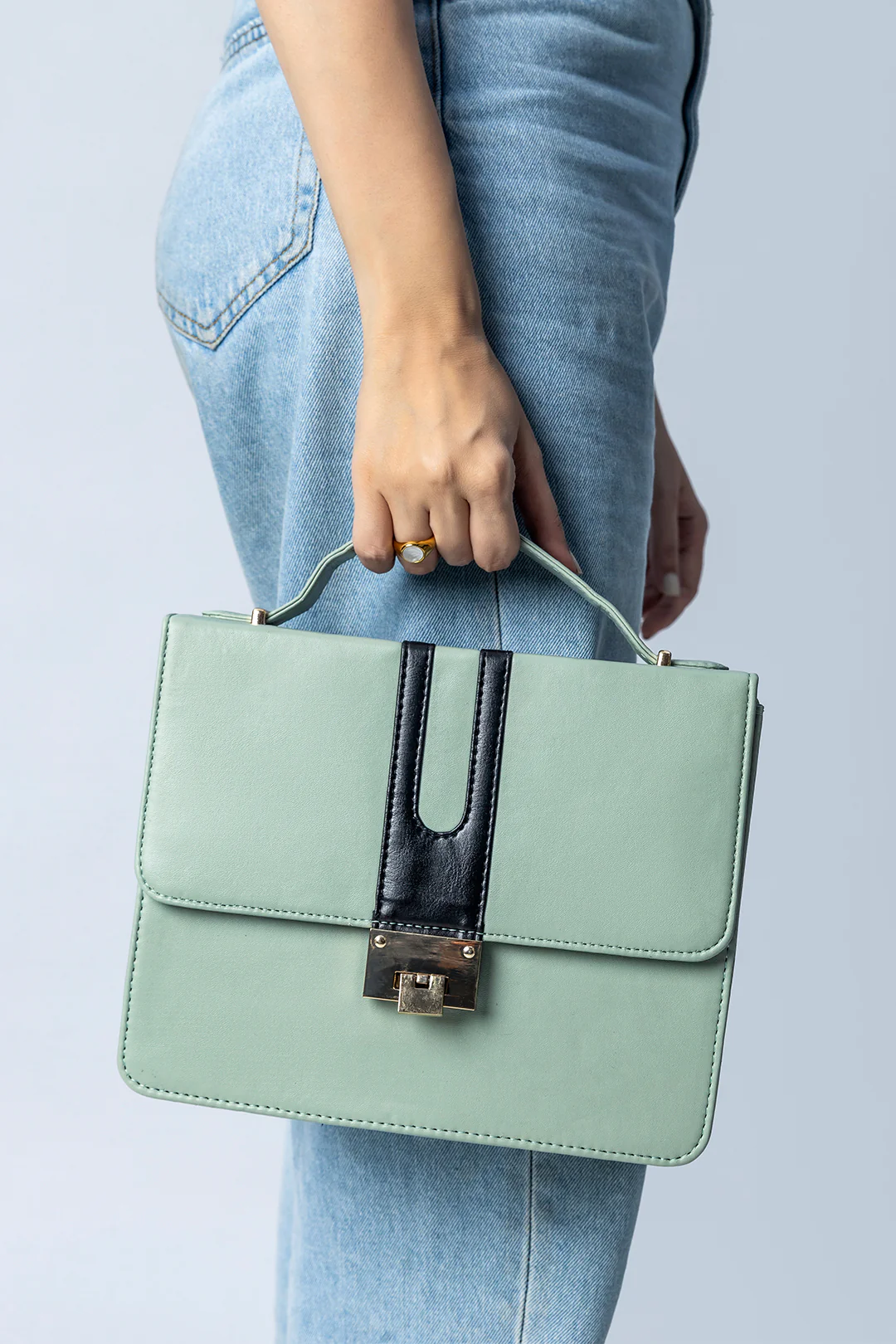 Cross-Body Bag - E179 - Image 17