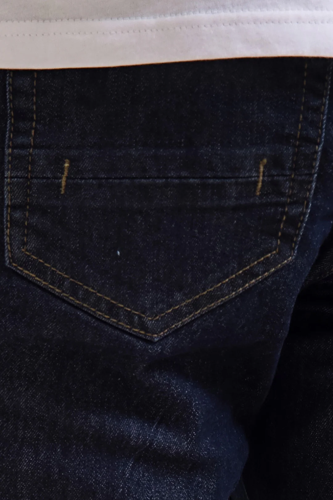 Essential Denim - 1021 - Image 4