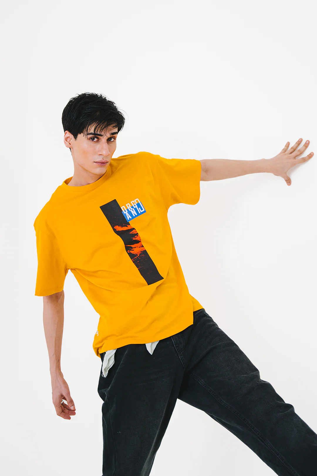 Relax Graphic T-Shirt - X057 - Image 4