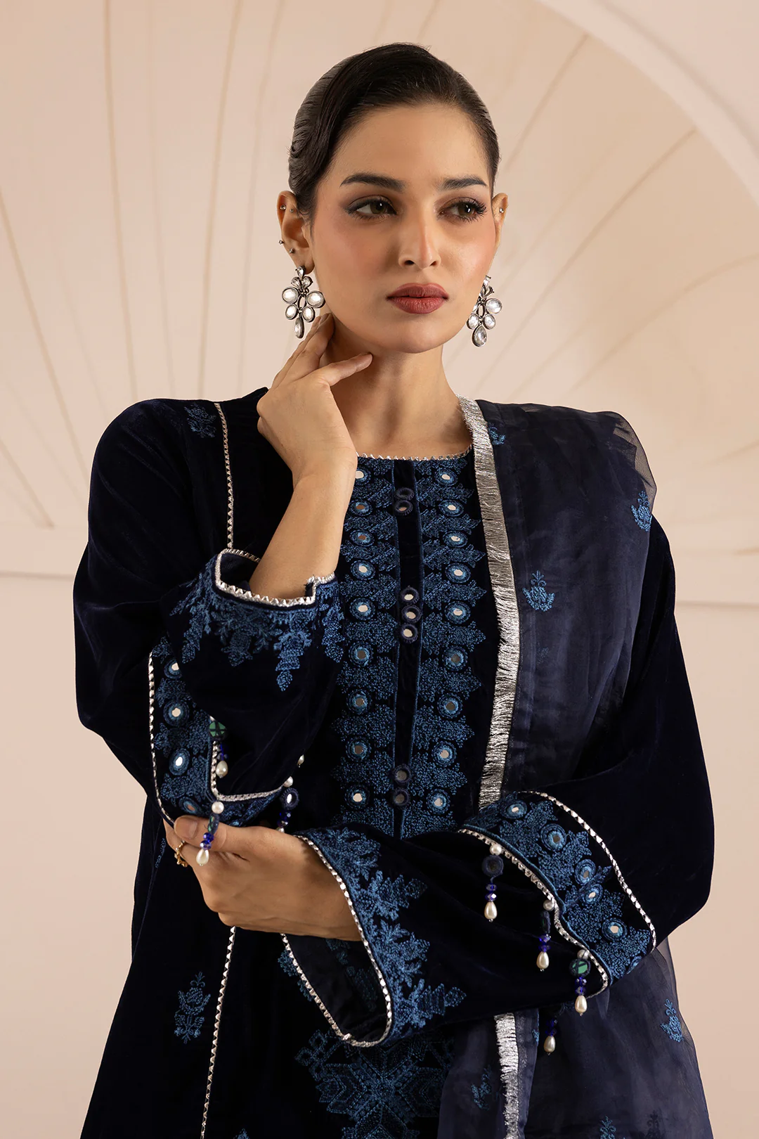 Embroidered Kurta Dupatta Trouser - 0733 - Image 4
