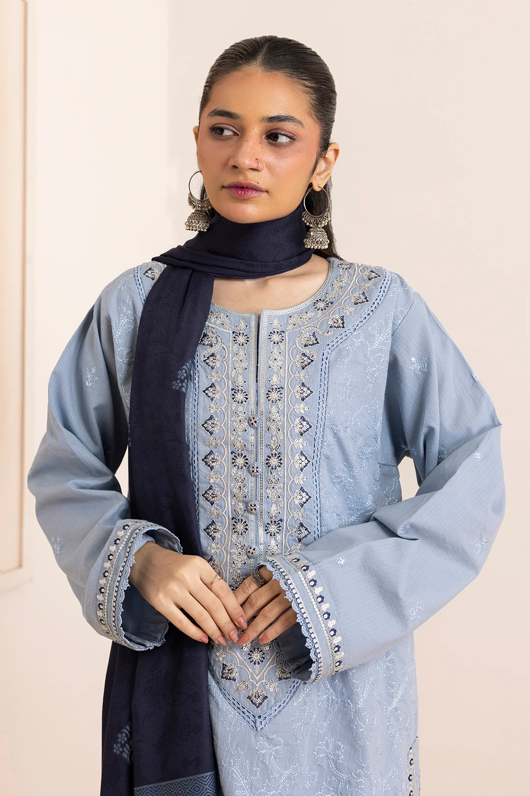 Embroidered Kurta Dupatta Trouser - 3370 - Image 4