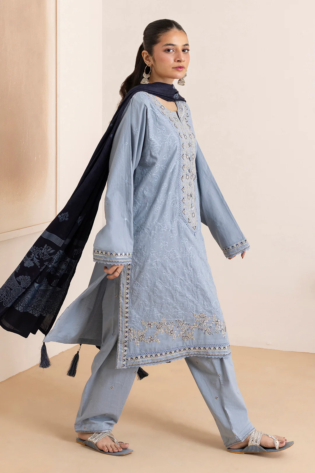 Embroidered Kurta Dupatta Trouser - 3370 - Image 9