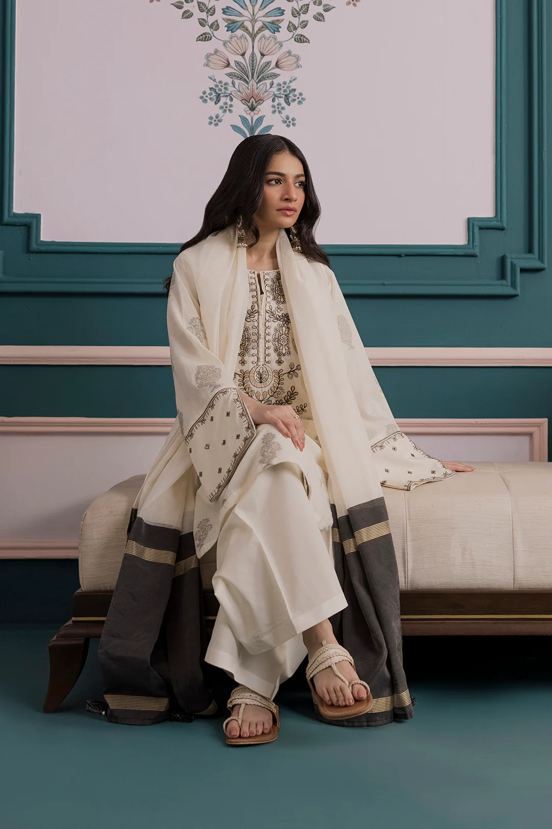 Embroidered Kurta Dupatta Trouser - 2533 - Image 3