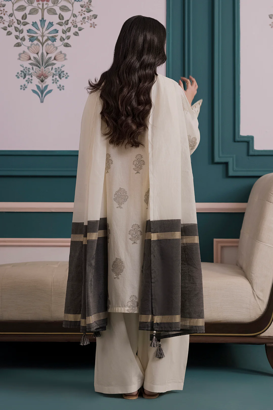 Embroidered Kurta Dupatta Trouser - 2533 - Image 8