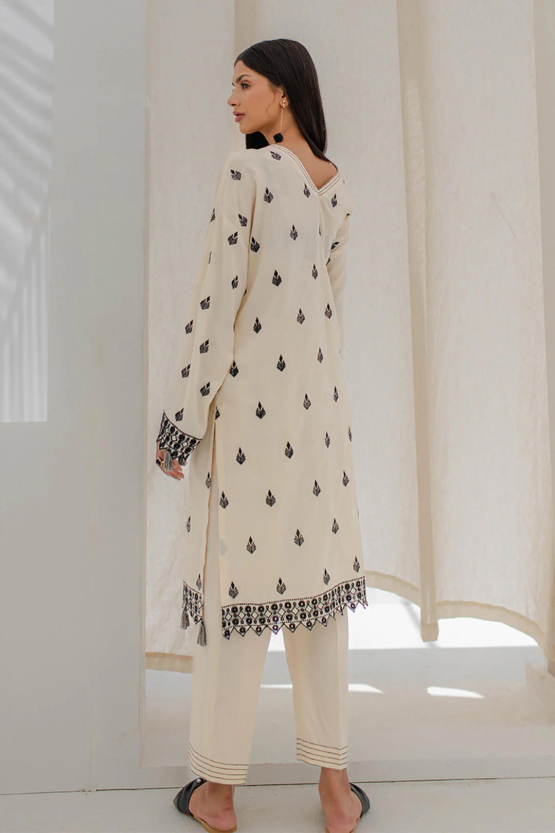 Embroidered Shirt Shalwar - 0657 - Image 5